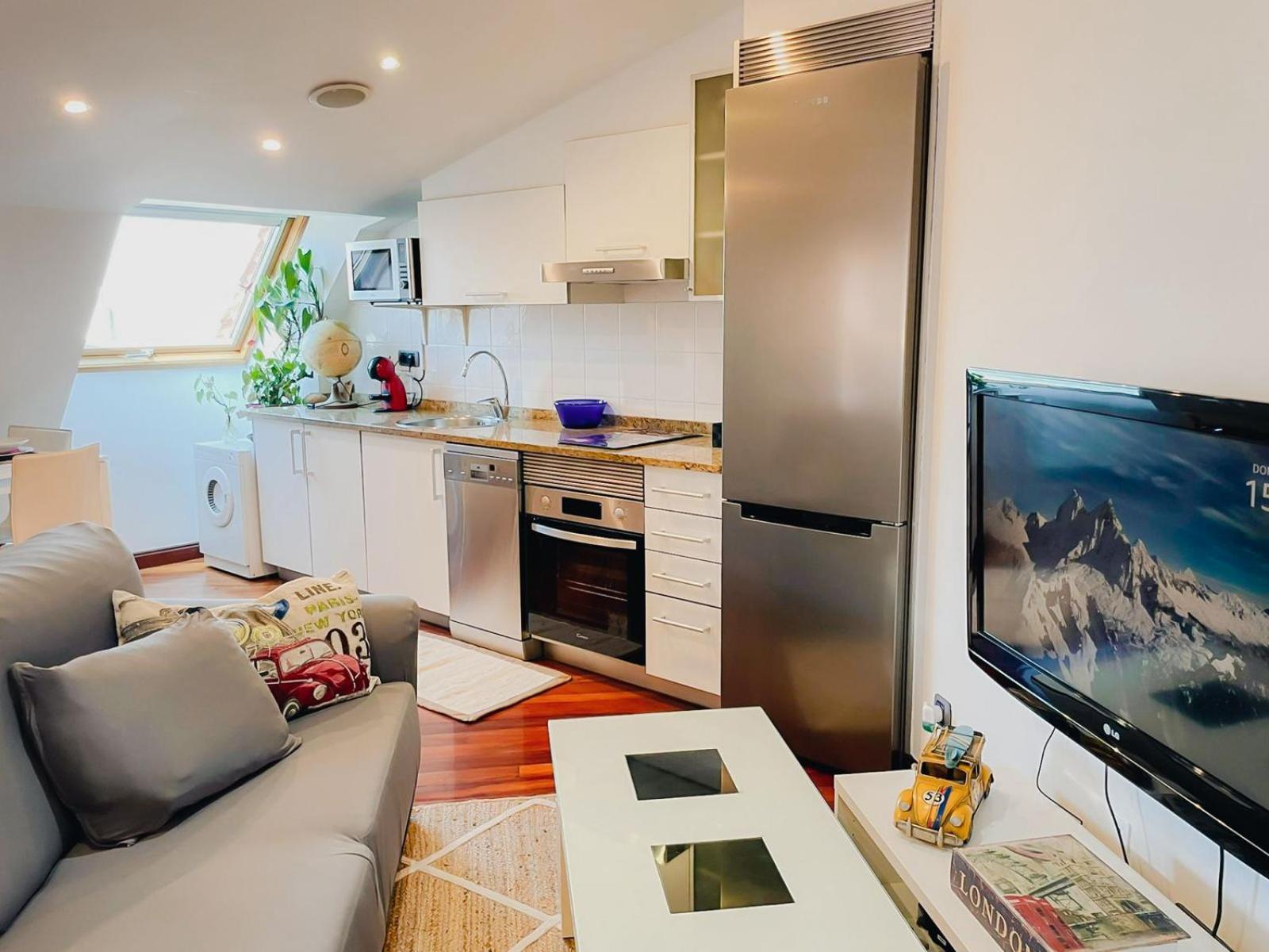 Apartamento Centro De Vigo, Garaje Y Vistas Ria Екстериор снимка
